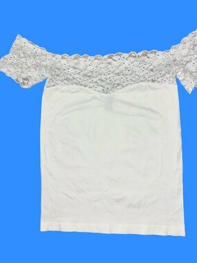 One Size (Plus)*Soho Lady*Lacy White Off-the-Shoulder Top